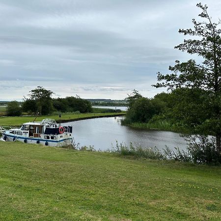 Home Near The River Shannon Rooskey Exterior photo